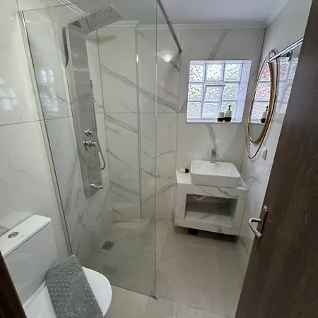 Azoti Apartment *