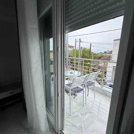 Azoti Apartament *